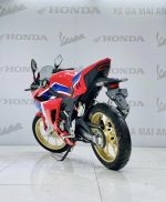 Honda CBR 150R Màu Đỏ Vành Vàng   (Xe mới 100%)