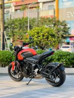 Triumph Trident 660 Hải quan