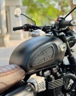 Triumph Bonneville T100  17A1-002.76