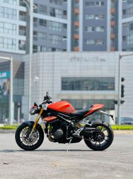 Triumph Speed Triple 1200  Hải Quan