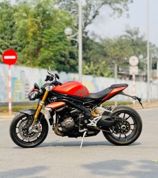 Triumph Speed Triple 1200  Hải Quan