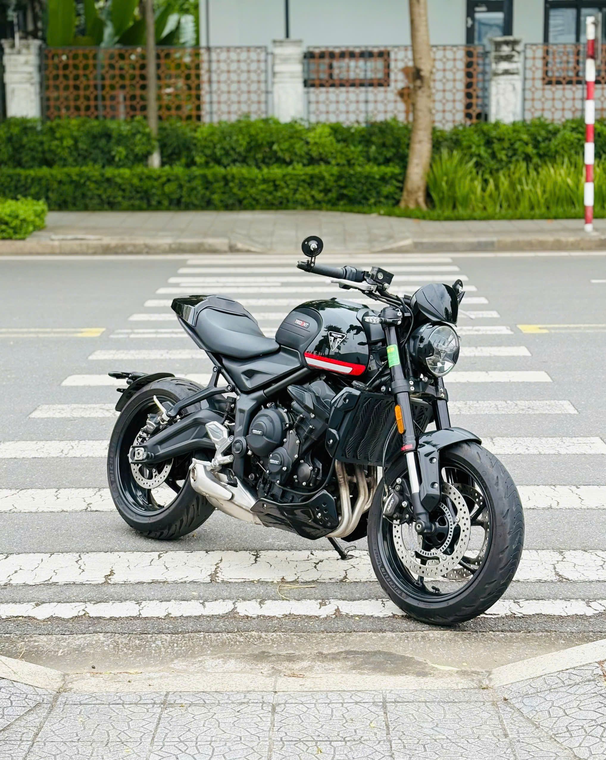 Triumph Trident 660 2022 vin 2023 thu hồi biển Triumph Trident 660 2022 vin 2023 thu hồi biển
