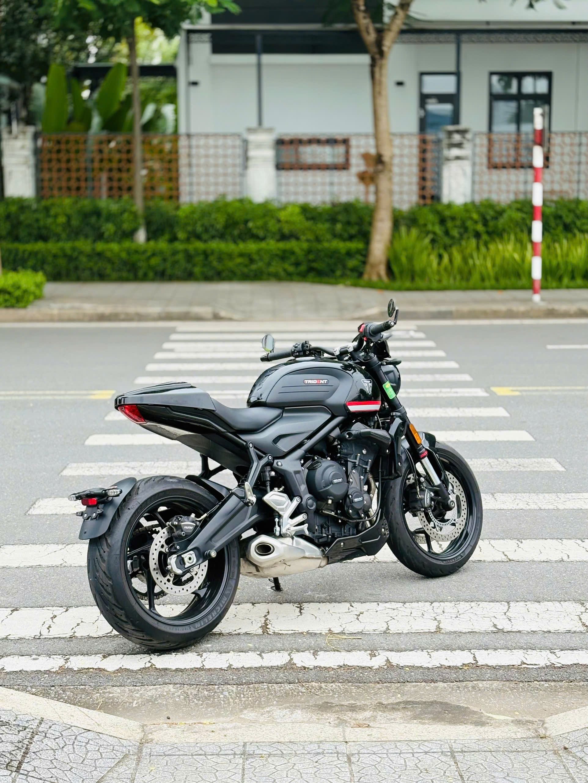 Triumph Trident 660 2022 vin 2023 thu hồi biển Triumph Trident 660 2022 vin 2023 thu hồi biển