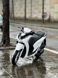 Honda SH 160 2025 thu hồi biển