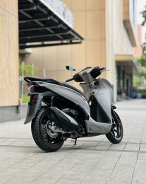 Honda SH 350i 2022 thu hồi biển 