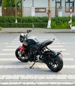 Triumph Trident 660 2022 thu hồi biển xác bạc